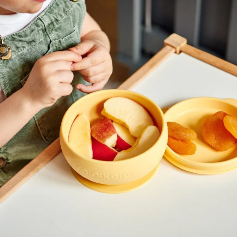 Bol avec Couvercle et Ventouse MINIKOIOI en Silicone – Jaune