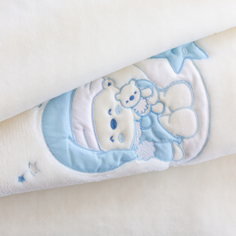 Couverture bébé bleu 110 x 140 cm, modèle 6226