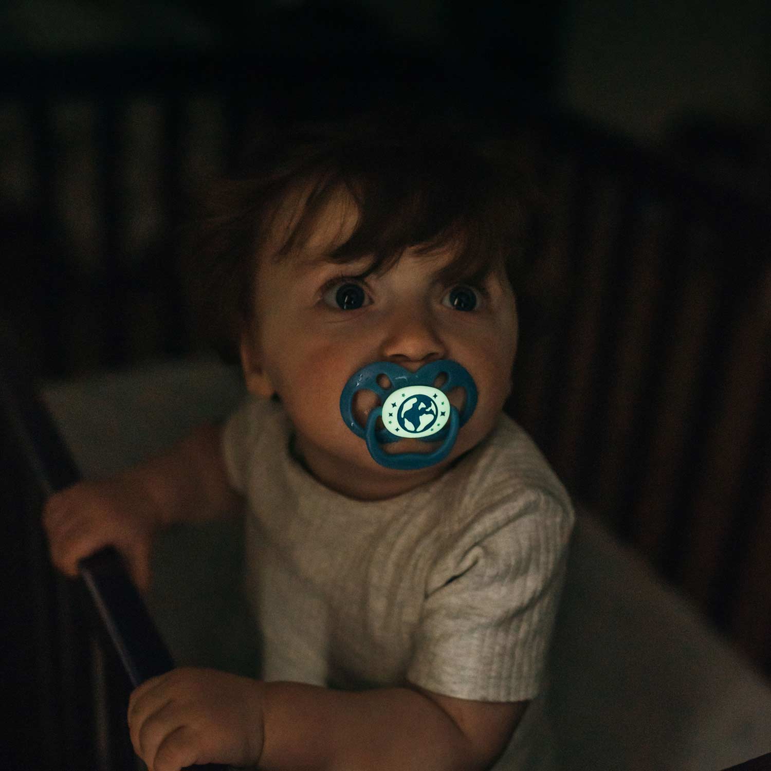 Dr.Brown’s Lot de 2 sucettes Symétriques Advantage Glow Gris/Vert 0-6mois