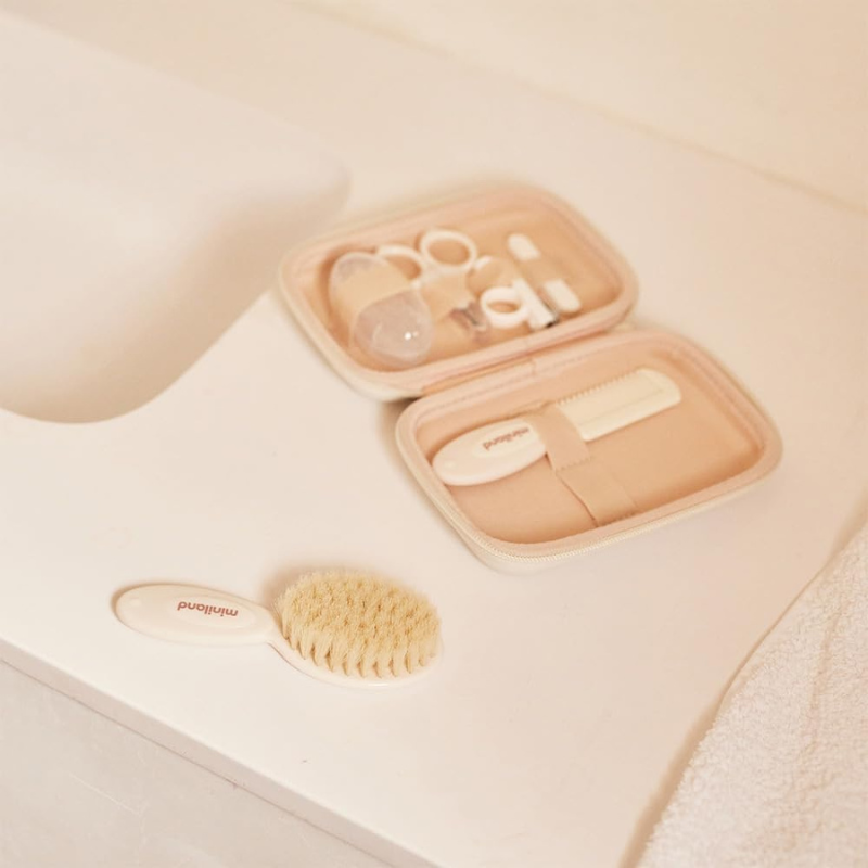 Miniland Kit de Soin pour Bébé Valencia - 6 Accessoires Essentiels