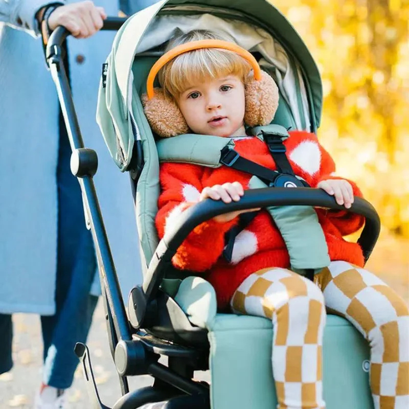 Poussette LARK Plus II ROTATION 360 Noir – QTUS