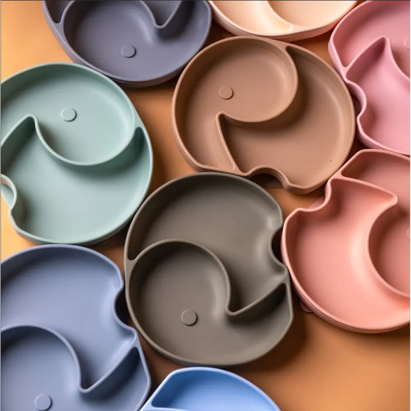YUMMY Assiette Éléphant en Silicone avec Ventouse 4M+